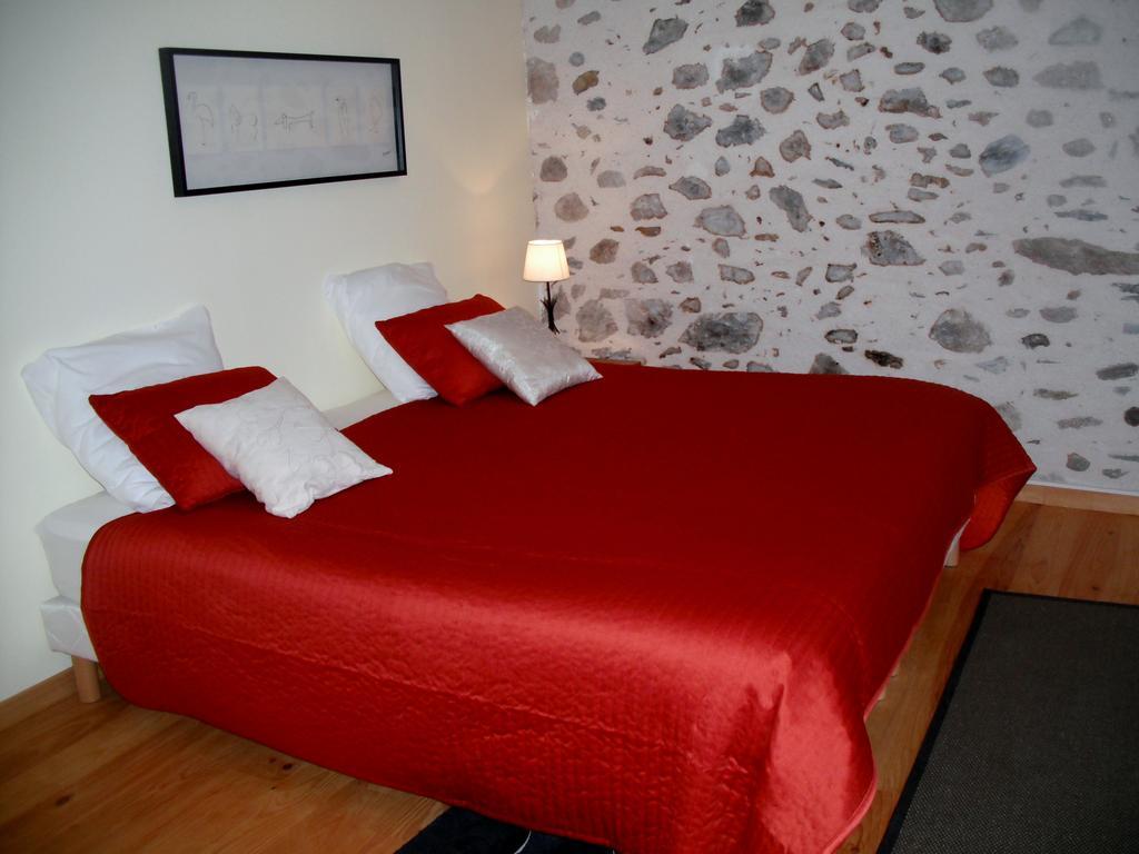 Hotel Maison Maxil Massat Exteriér fotografie