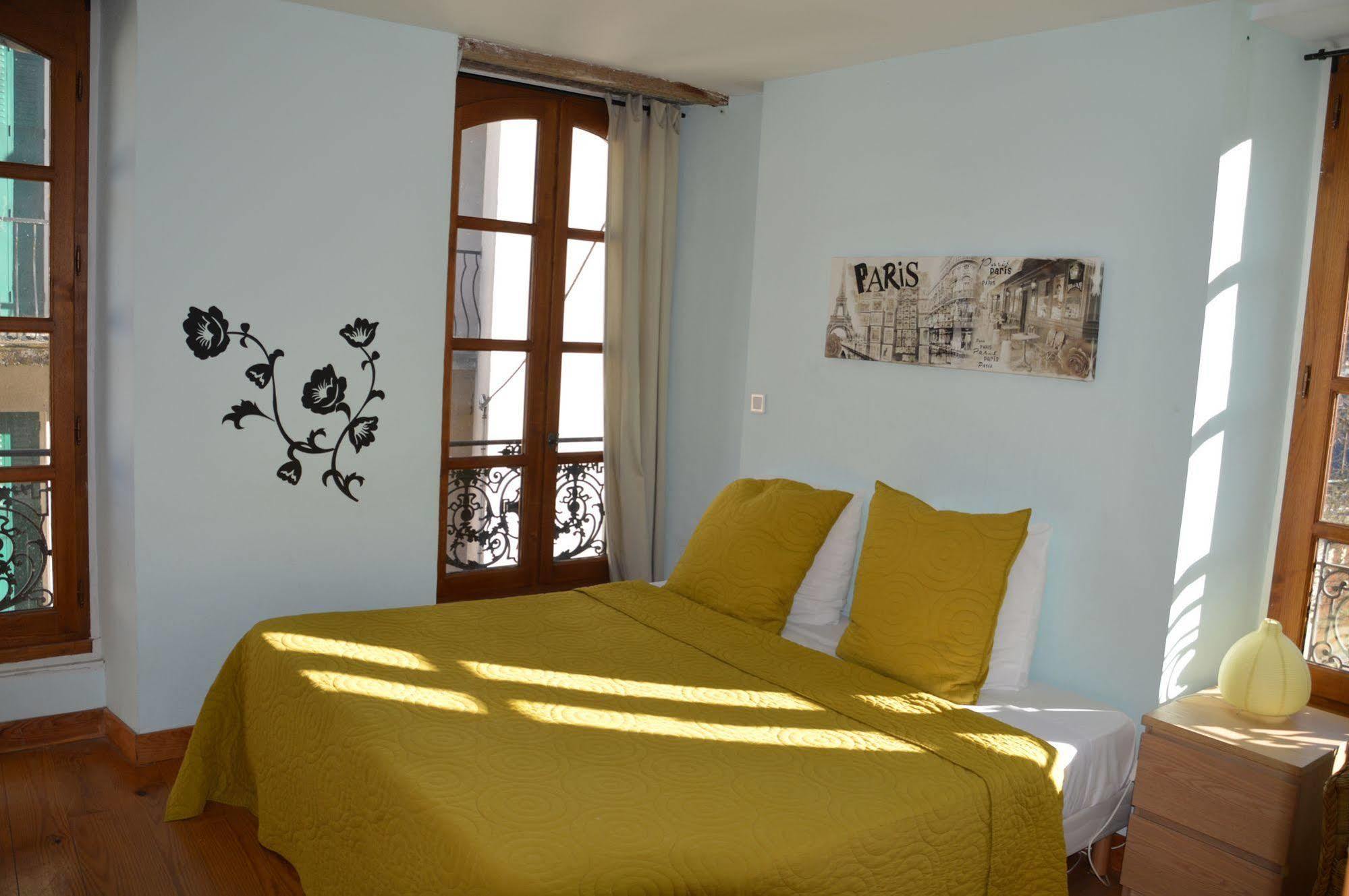 Hotel Maison Maxil Massat Exteriér fotografie