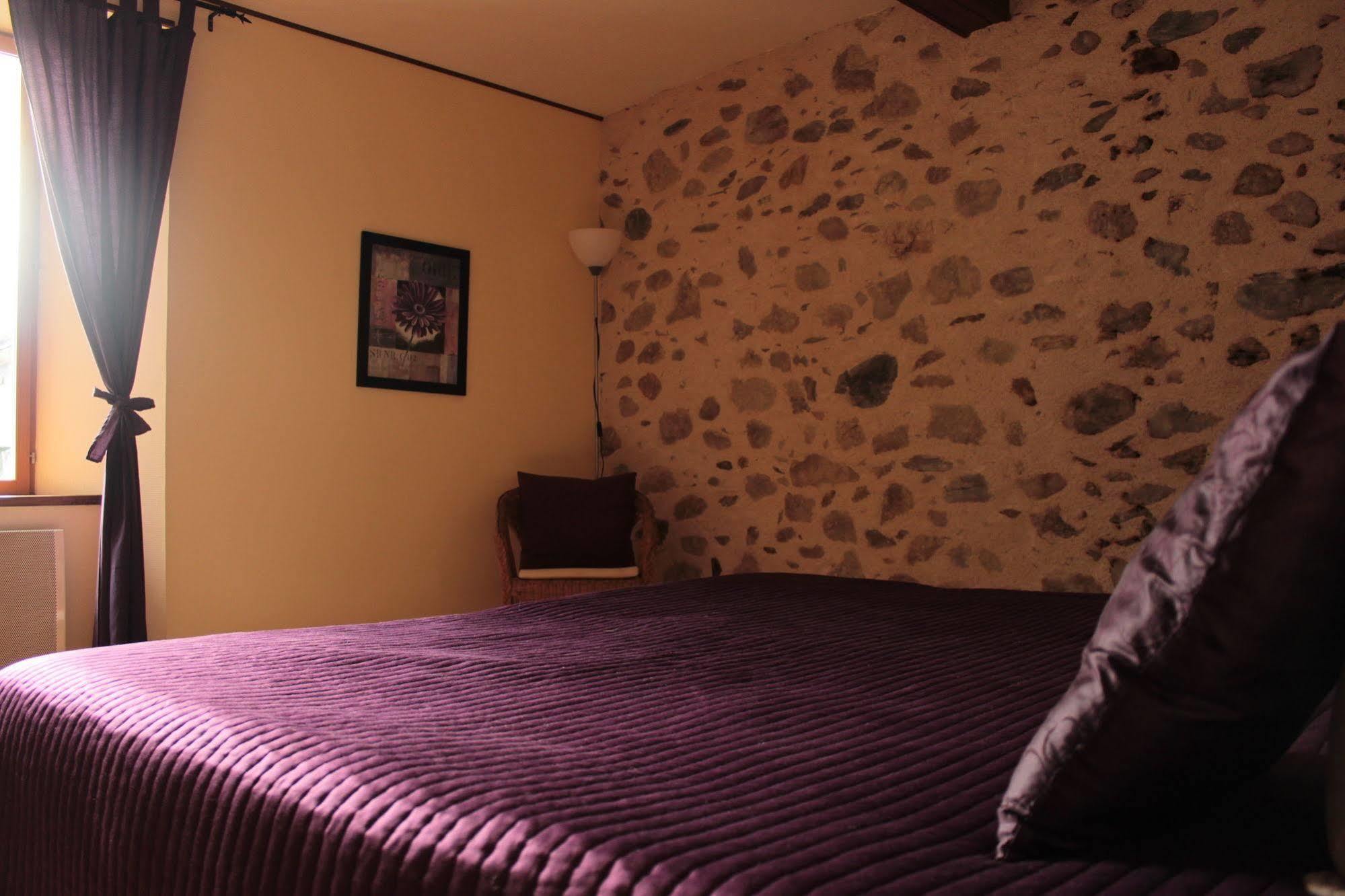Hotel Maison Maxil Massat Exteriér fotografie